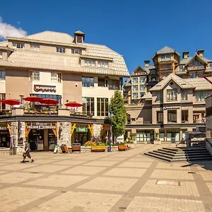Aparthotel Village Centre By Latour And, Whistler