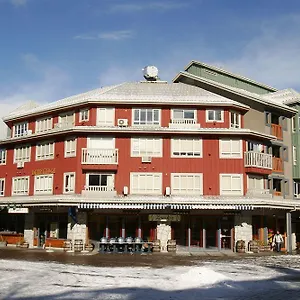 Hotel Resortquest At The Town Plaza, Whistler